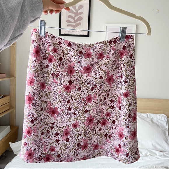 Vintage Dresses & Skirts - Vintage Pink Floral Skirt -Size S